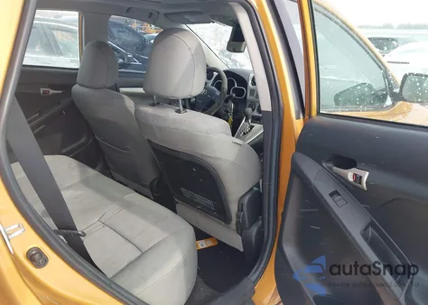 2009 Toyota Matrix S z USA, uszkodzony, nr VIN 2T1KE40E89C021422